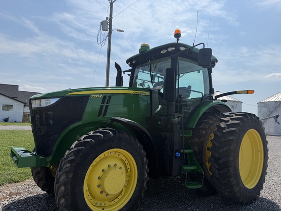 Photo of 2019 John Deere 7210R