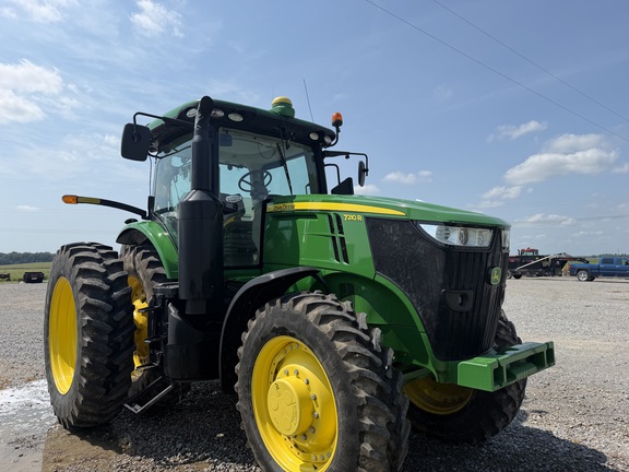 Photo of 2019 John Deere 7210R