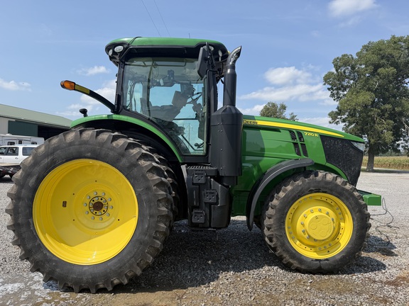 Photo of 2019 John Deere 7210R