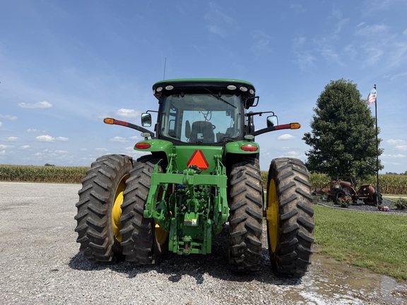 Photo of 2019 John Deere 7210R