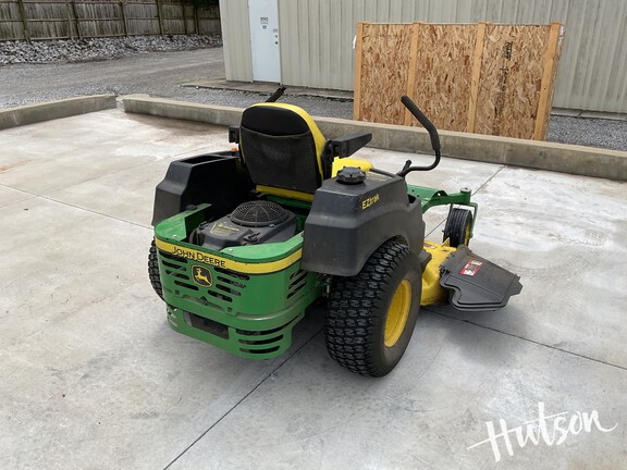 Photo of 2014 John Deere Z445
