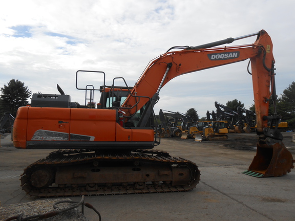 2017 Doosan DX225LC-5