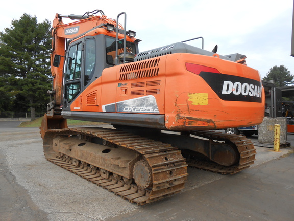 2017 Doosan DX225LC-5