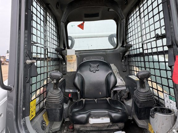 2022 Bobcat T595