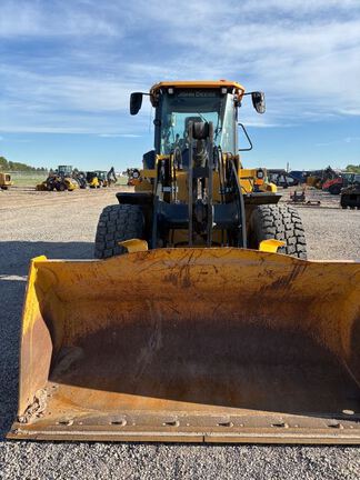 2021 John Deere 544P