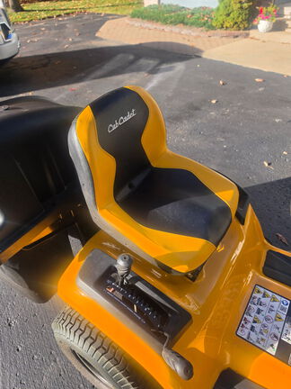 Photo of 2025 Cub Cadet LT46
