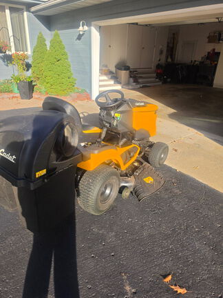 Photo of 2025 Cub Cadet LT46