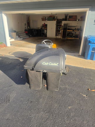 Photo of 2025 Cub Cadet LT46