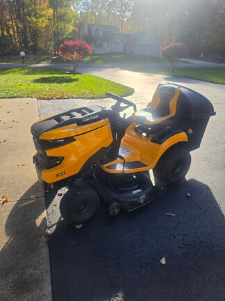 Photo of 2025 Cub Cadet LT46