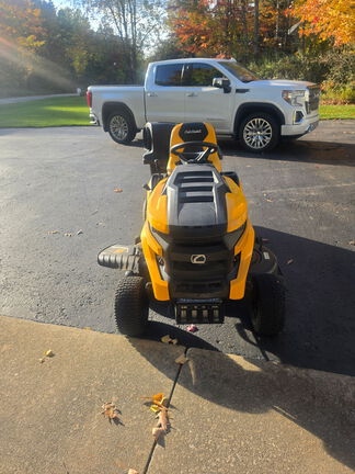 Photo of 2025 Cub Cadet LT46