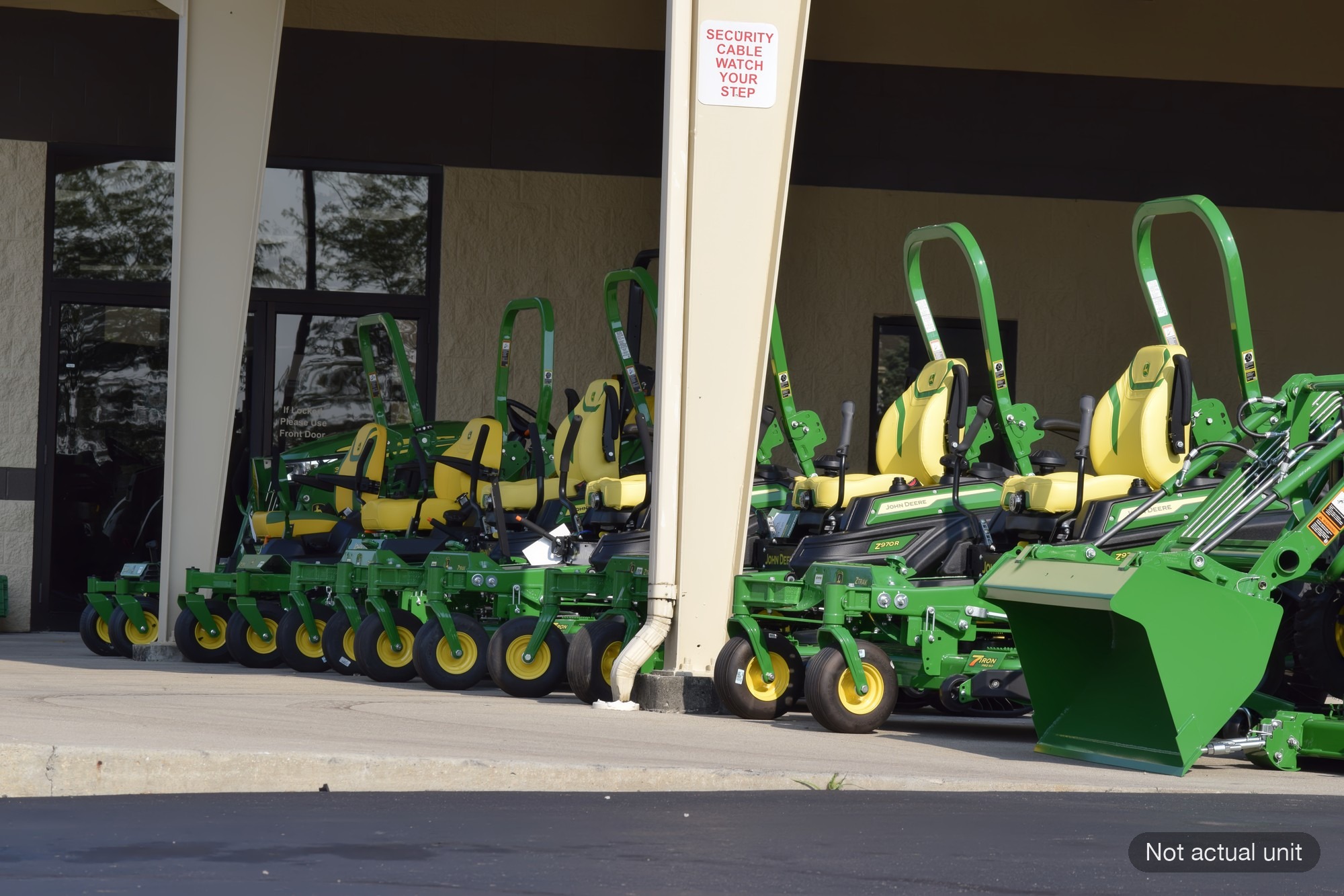 New In-Stock 2026 John Deere Z950M Zero Turn Mowers at Koenig Equipment in Tipp City, OH - PhotoXL0