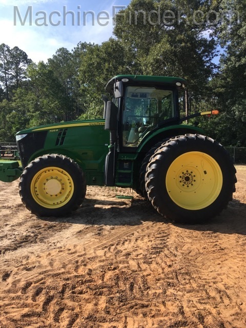 2014 John Deere 7215R Image 3