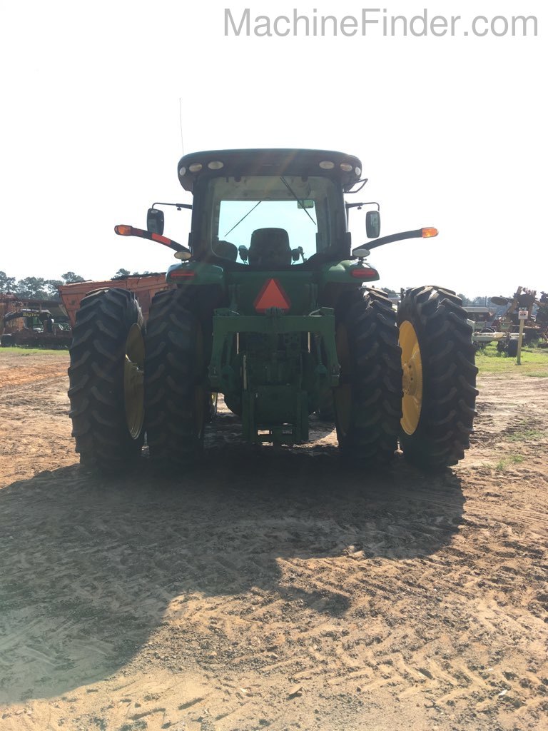 2014 John Deere 7215R Image 4