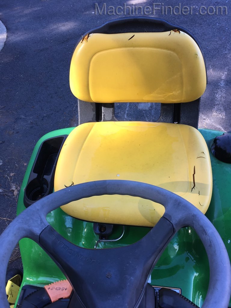2007 John Deere X320 Image 4