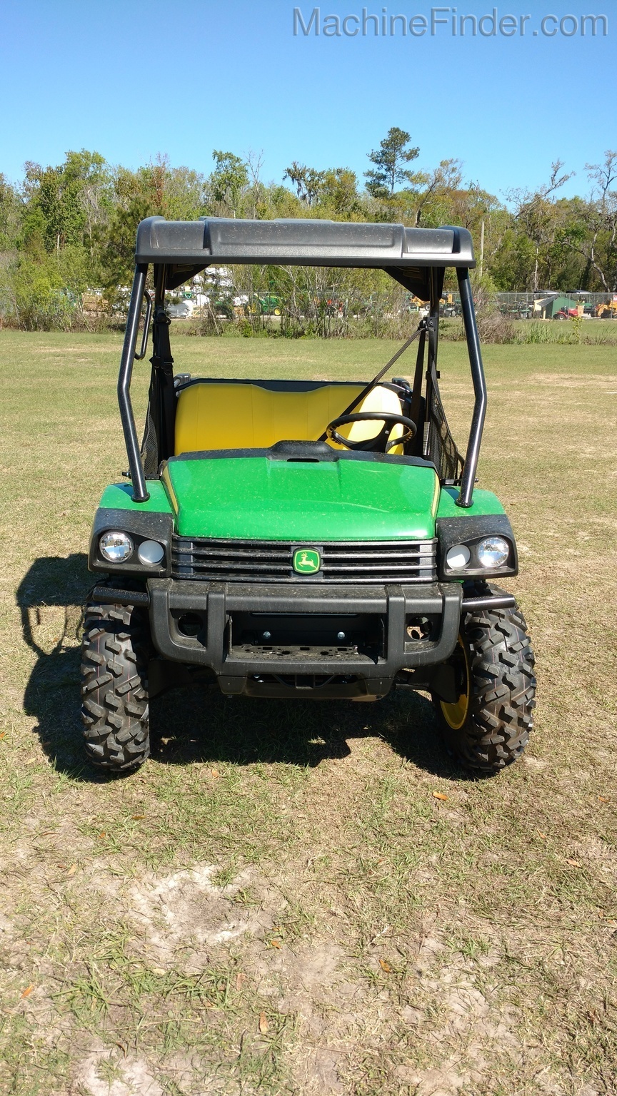 2020 John Deere 825M Image 2
