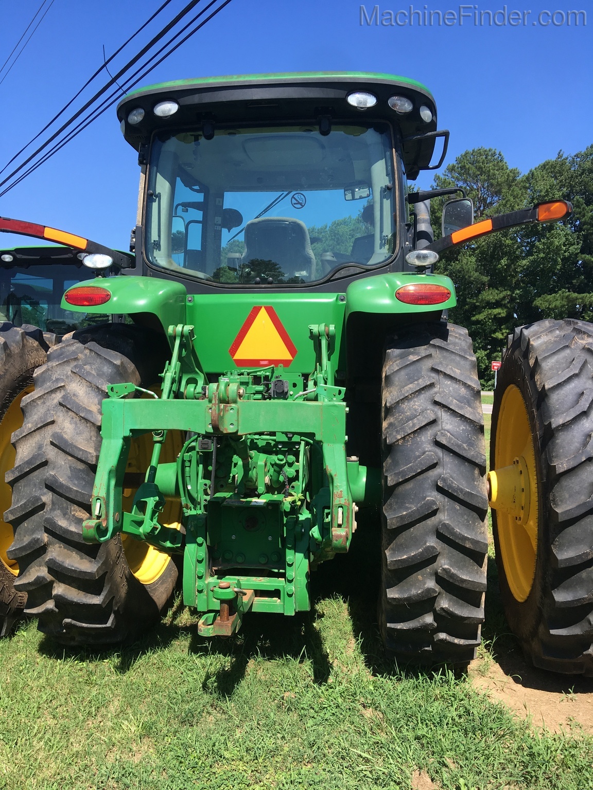 2014 John Deere 7210R Image 2