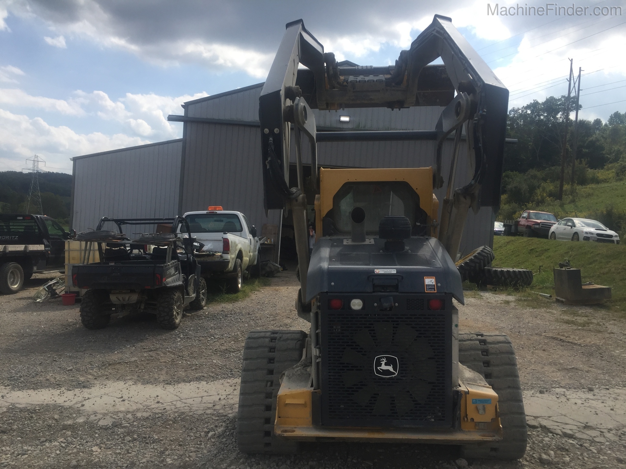 2017 John Deere 333G Image 4