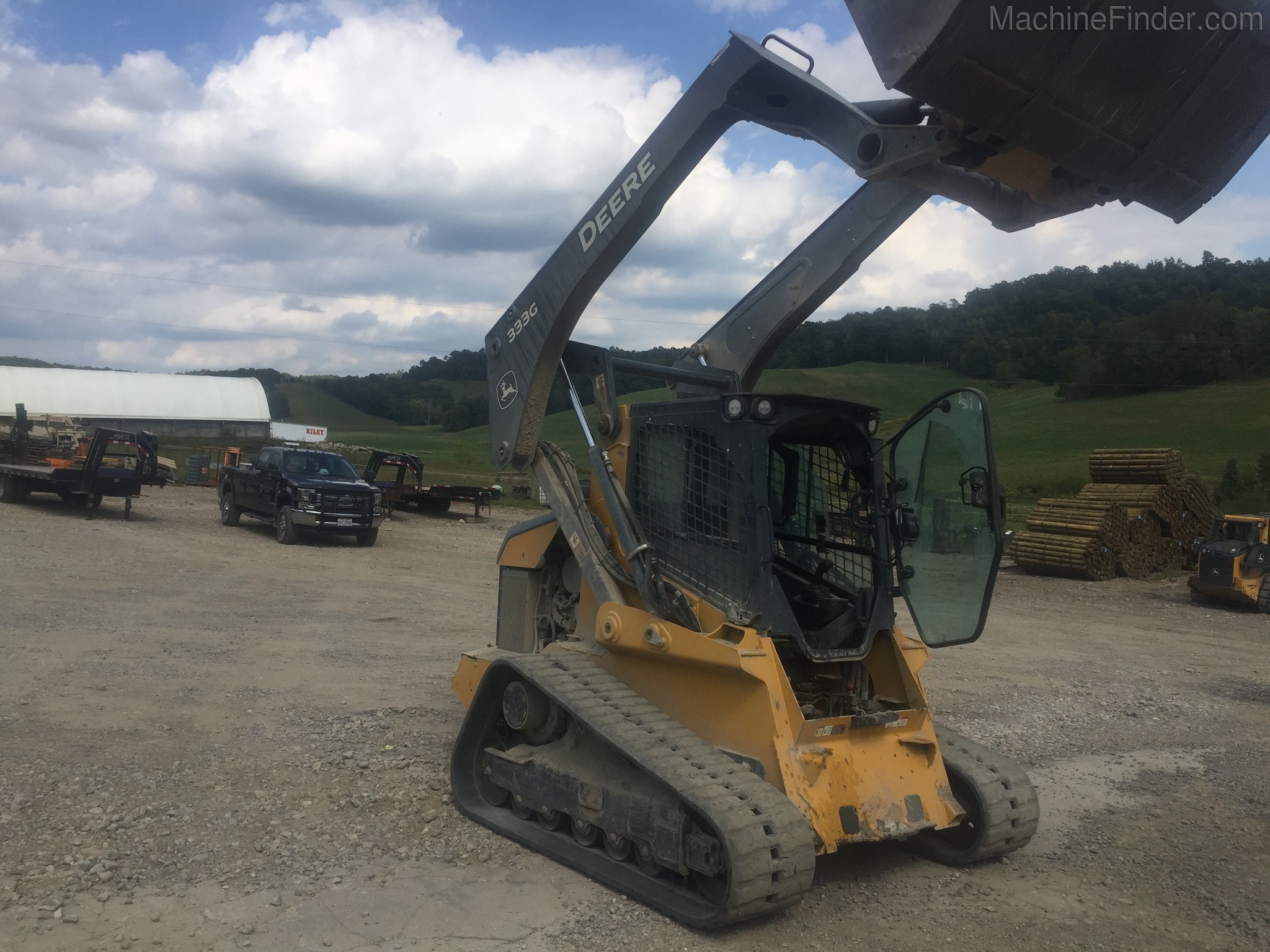 2017 John Deere 333G Image 7