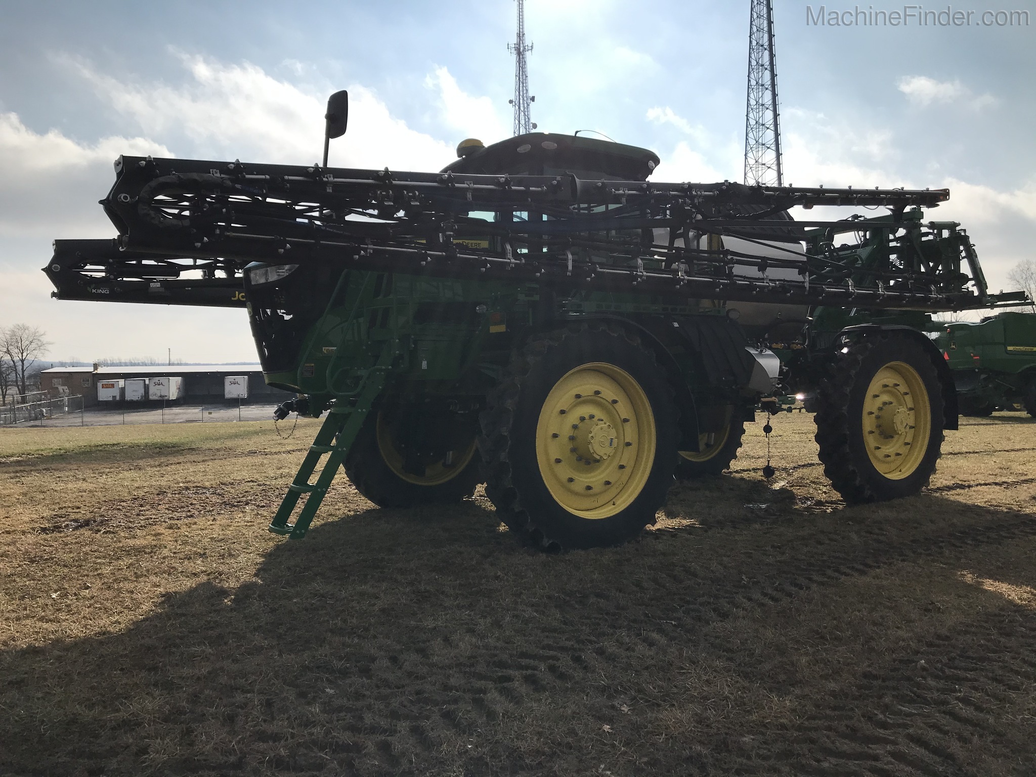 2017 John Deere R4045 Image 8