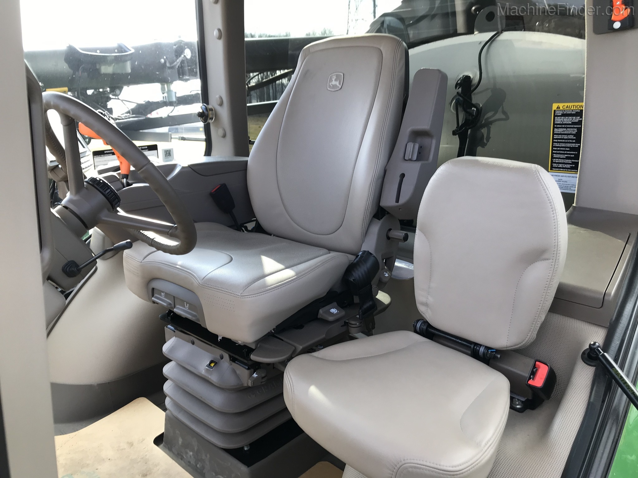 2017 John Deere R4045 Image 11