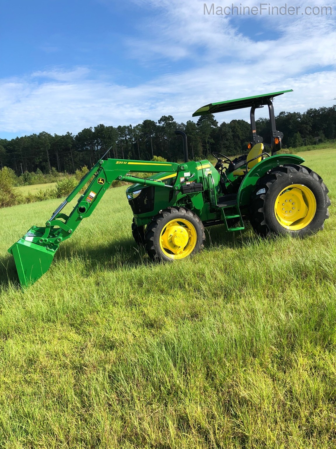2020 John Deere 5075E Image 1