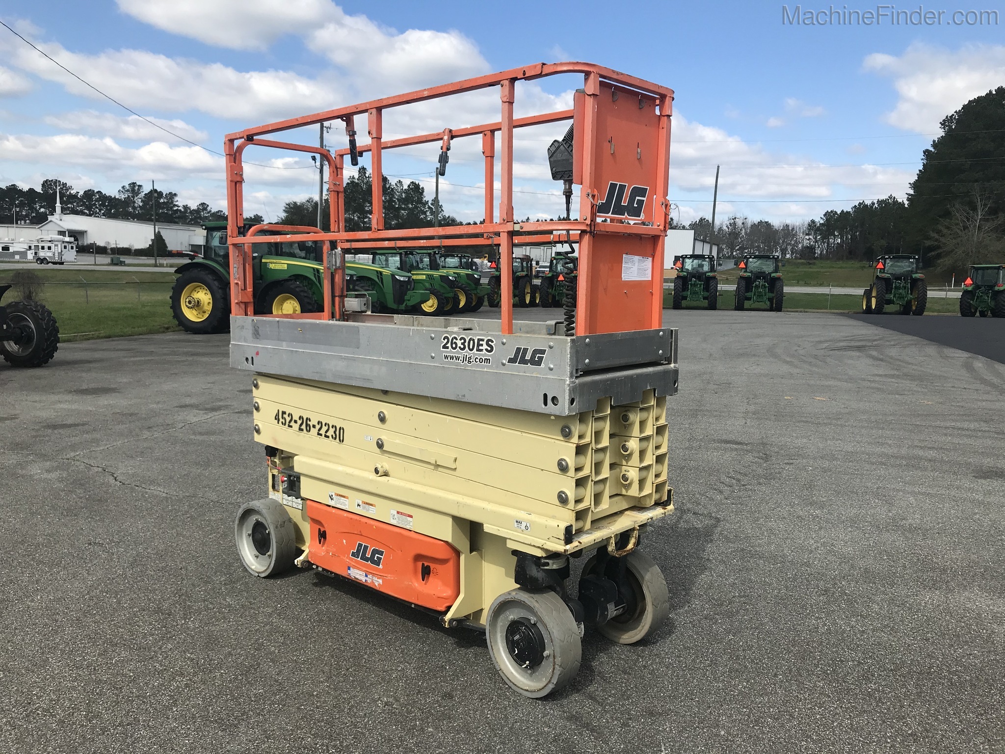 2013 JLG 2630ES Image 1