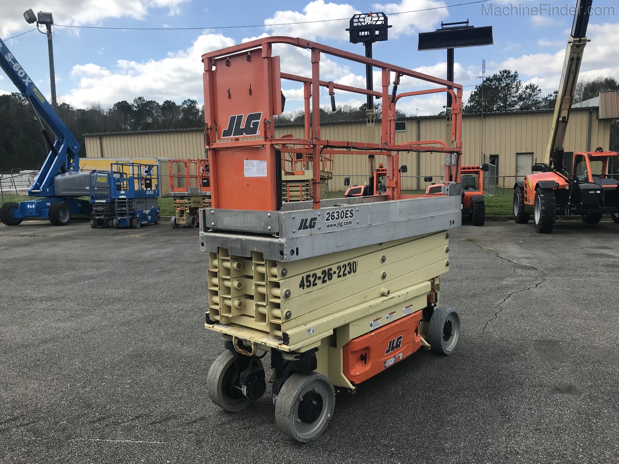 2013 JLG 2630ES Image 5