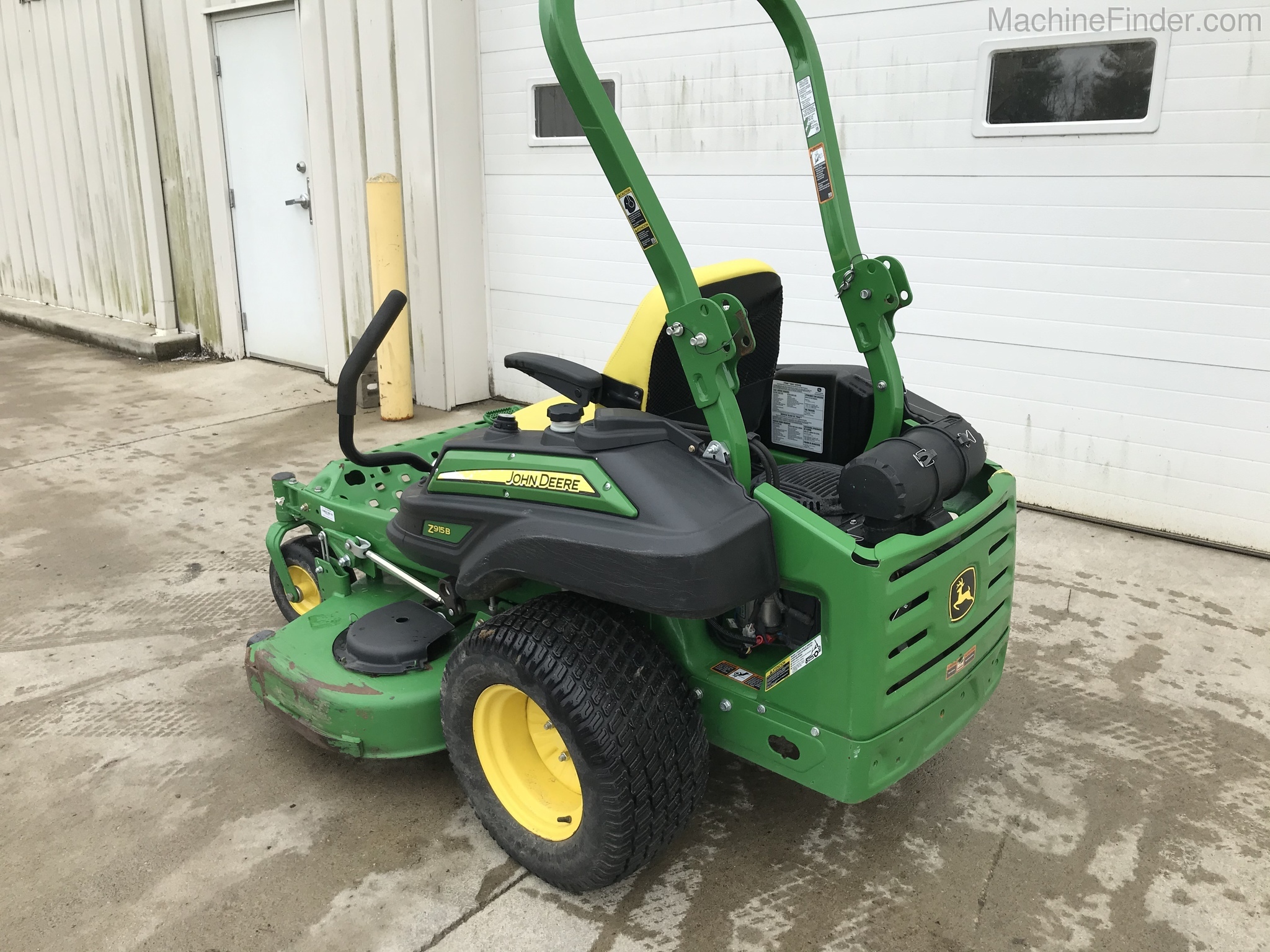 2016 John Deere Z915B Image 5