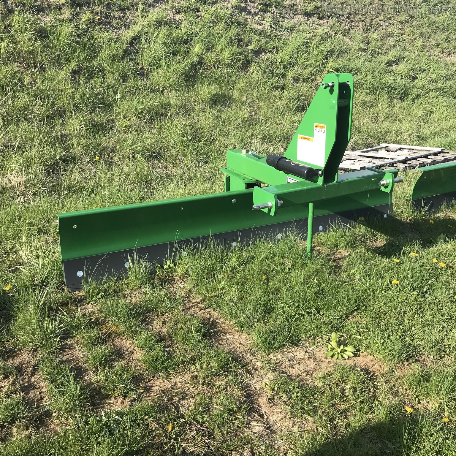 2018 Frontier RB2084 Image 3