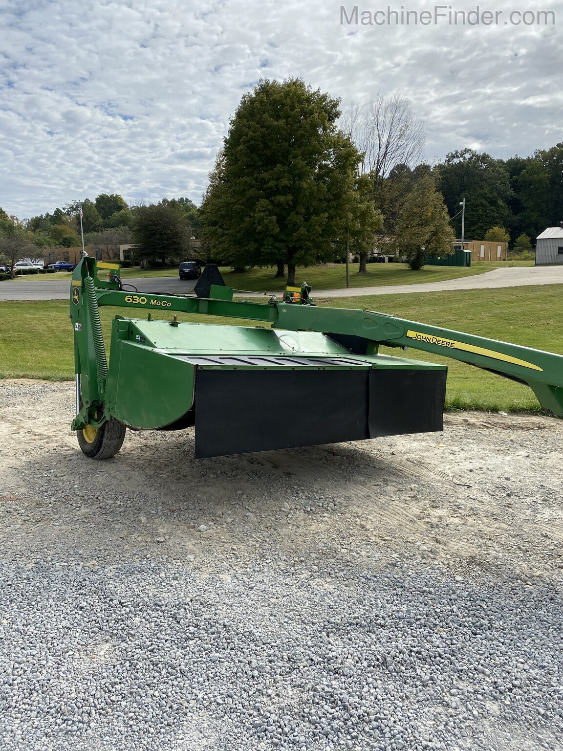 2011 John Deere 630 Image 1