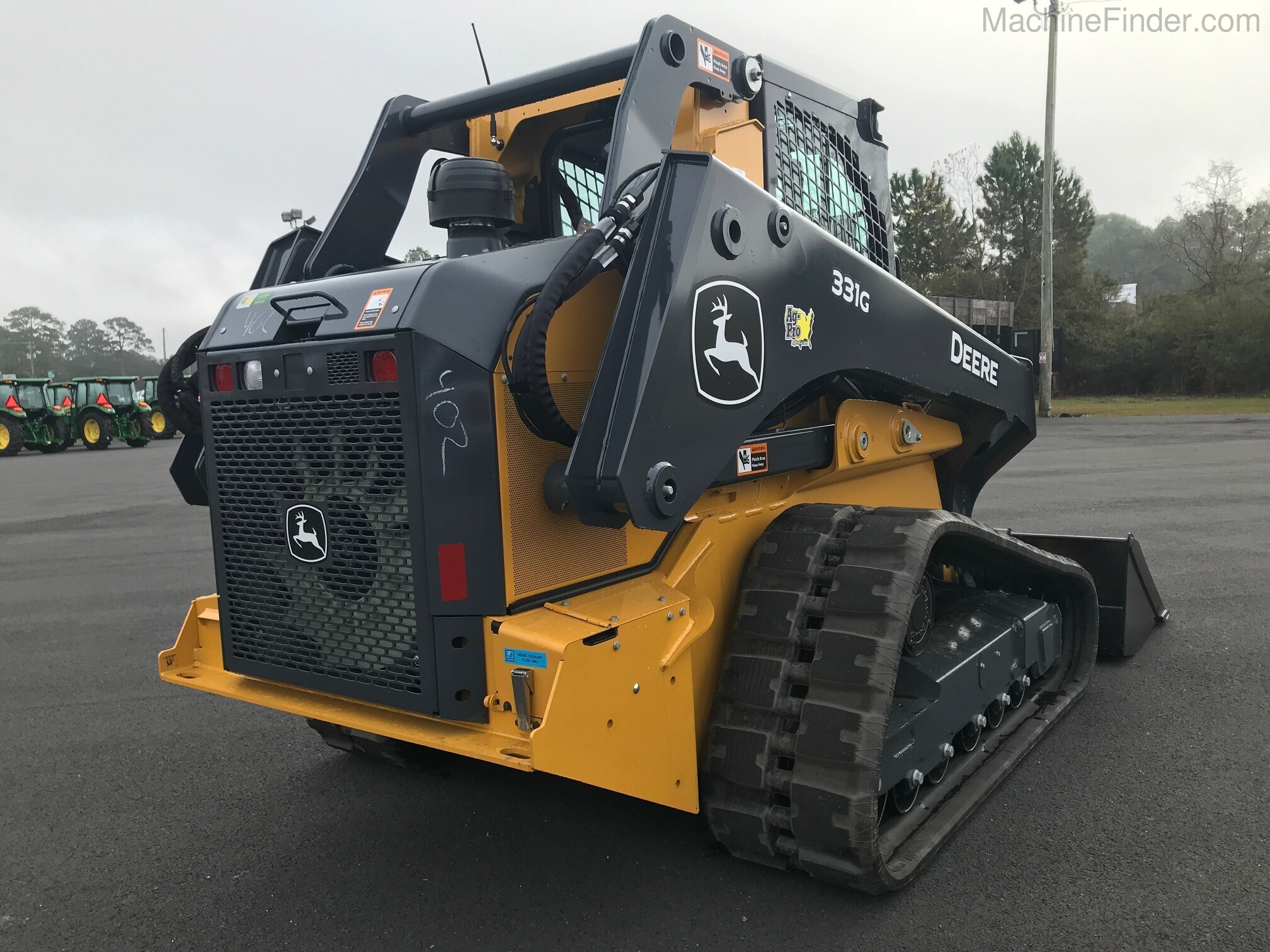 2020 John Deere 333G Image 10