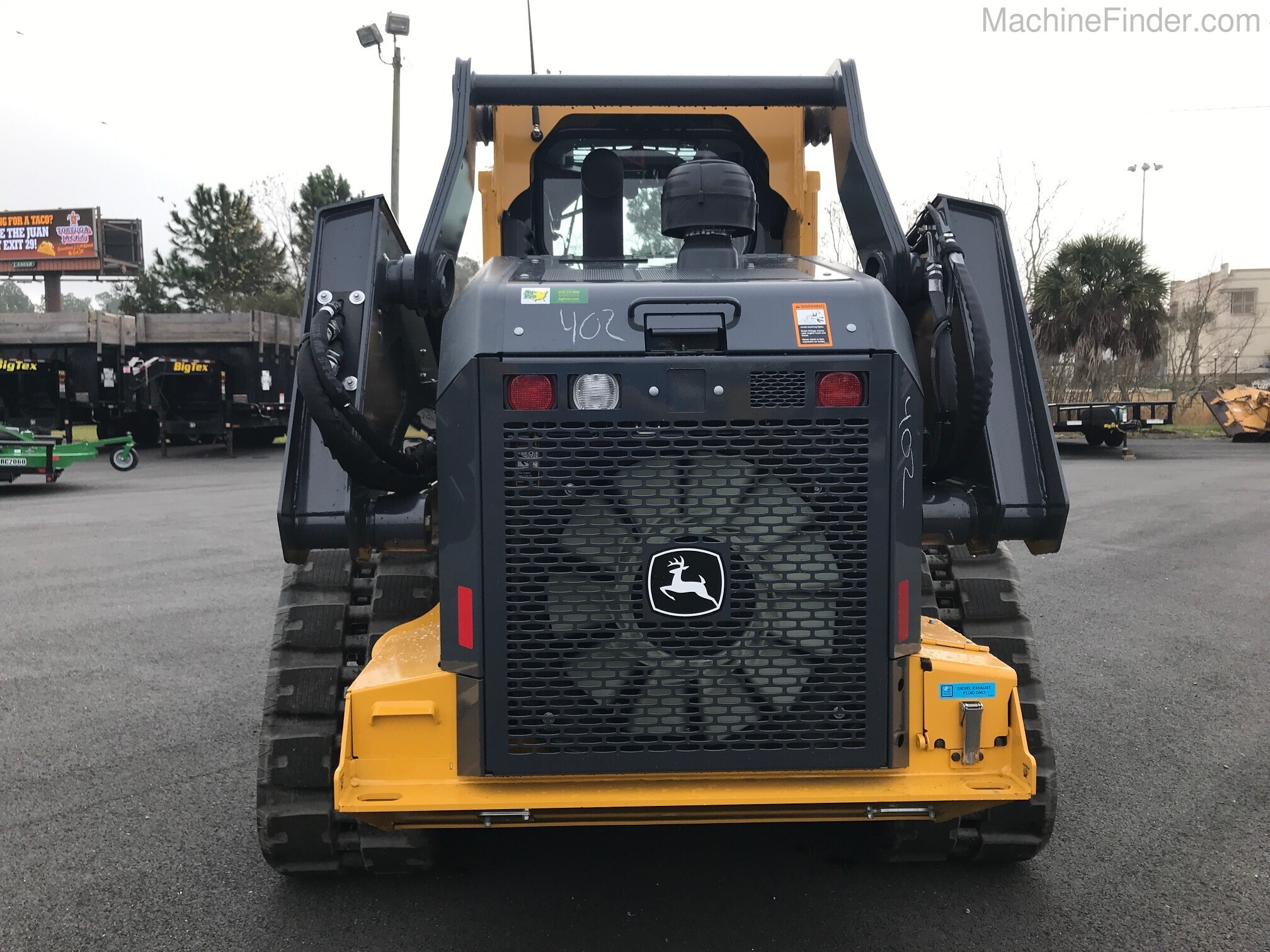 2020 John Deere 333G Image 9