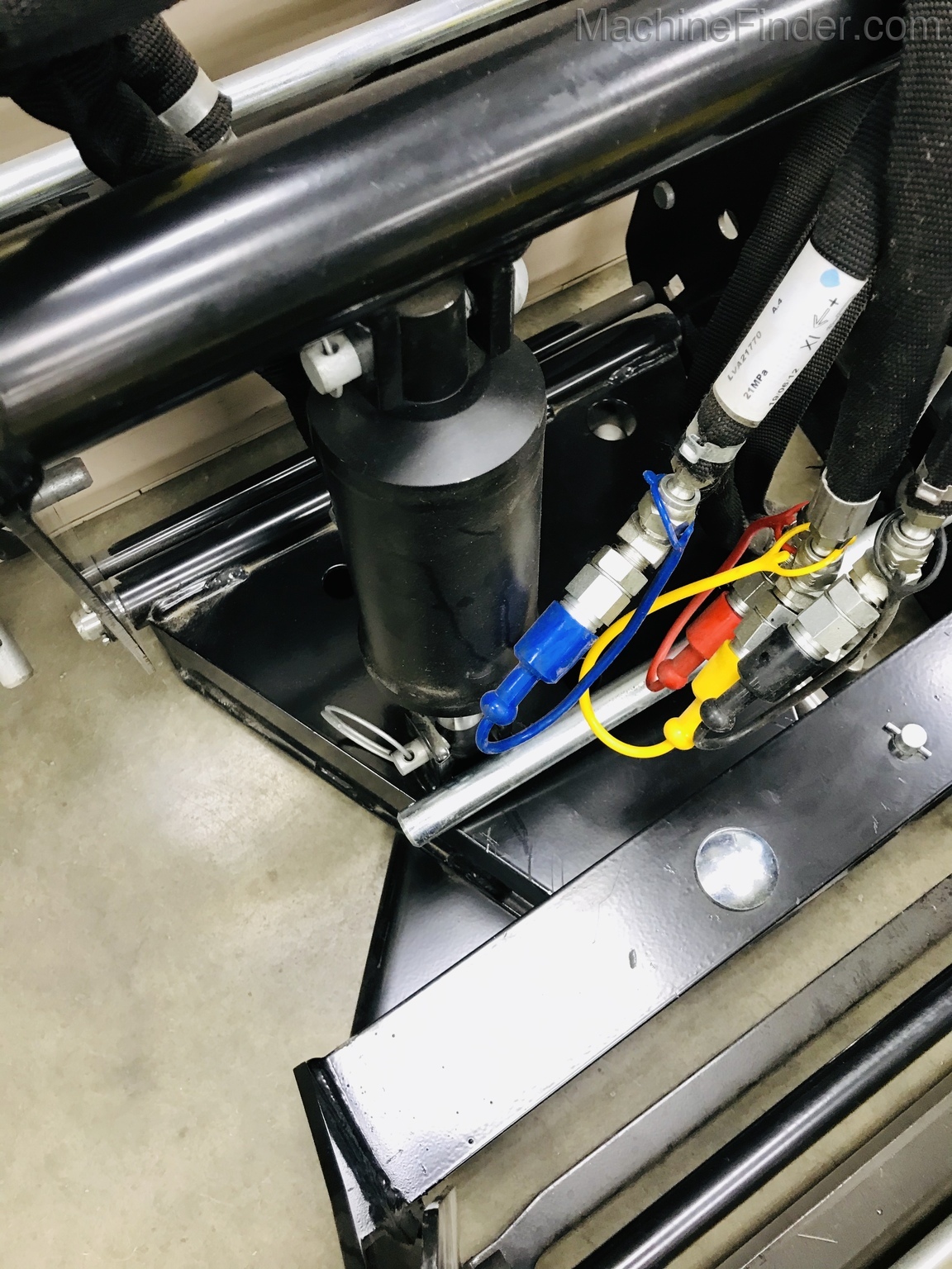 2020 John Deere 54 FRONT BLADE QUICK HITCH Image 7