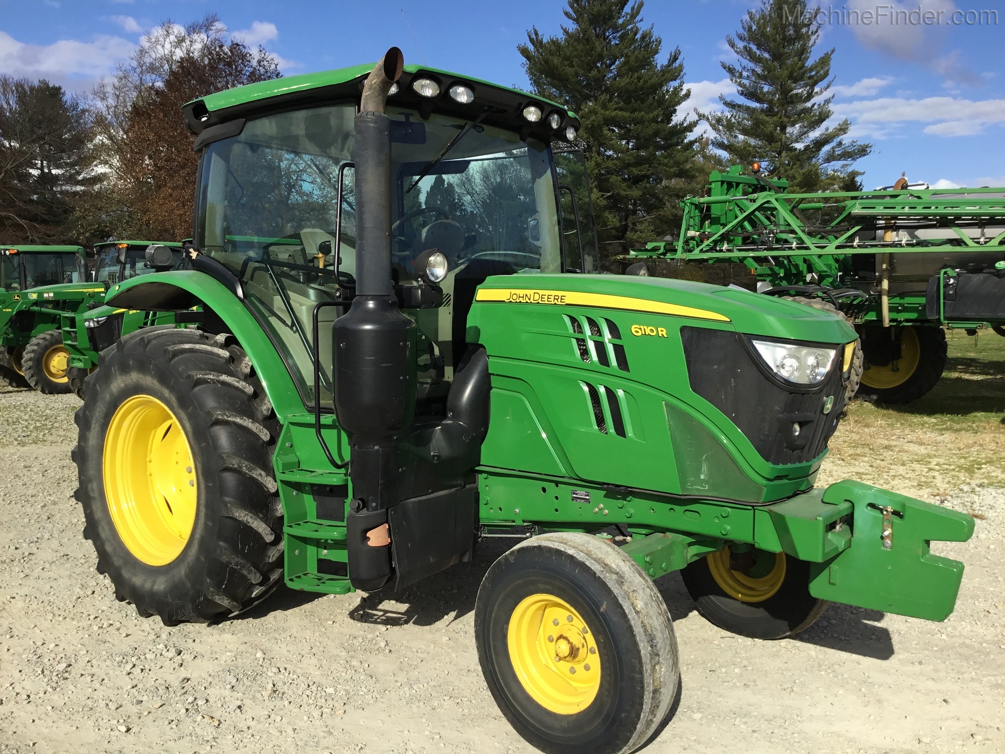 2016 John Deere 6110R Image 2