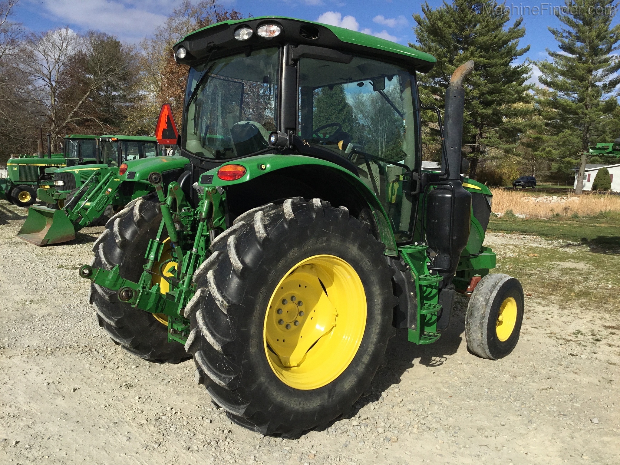 2016 John Deere 6110R Image 8