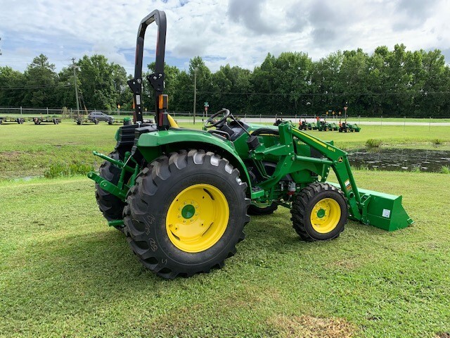 2023 John Deere 4044M Image 2