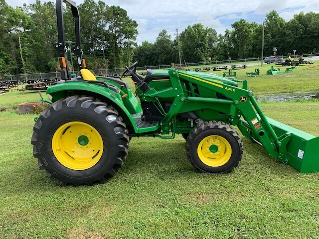 2023 John Deere 4044M Image 7