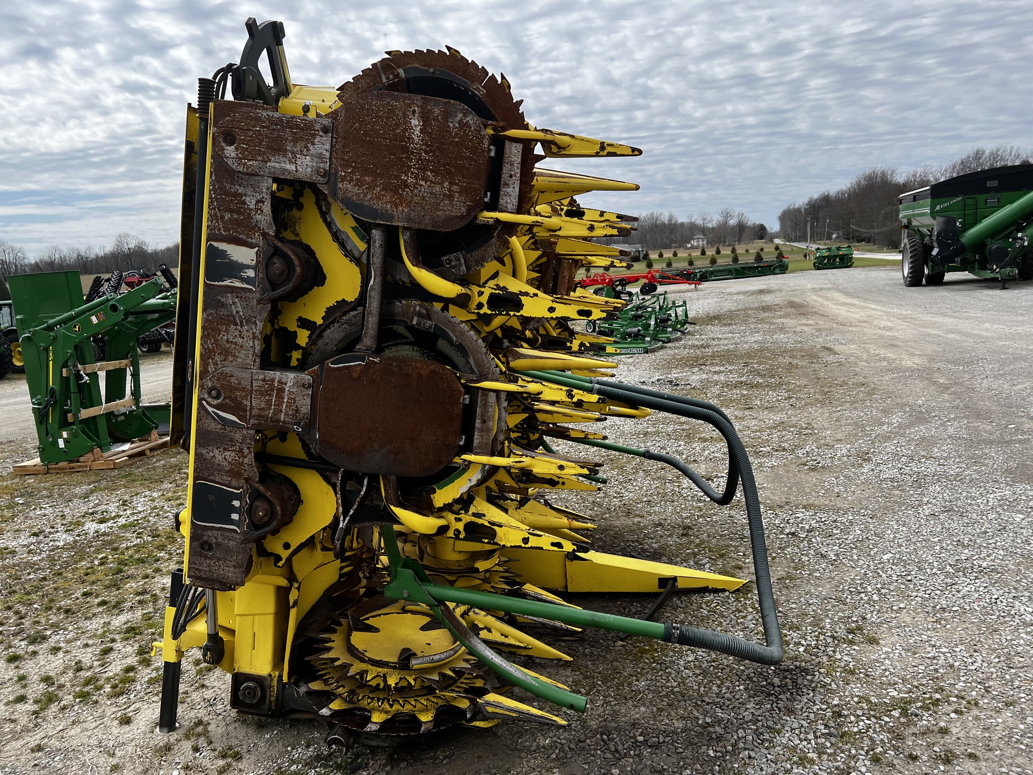 2014 John Deere 692 Image 4
