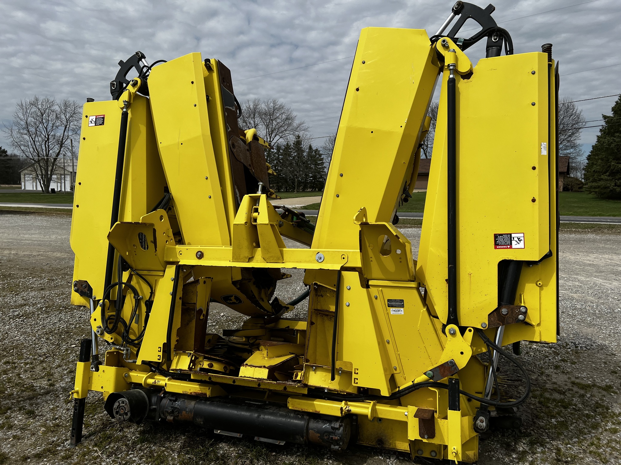 2014 John Deere 692 Image 5