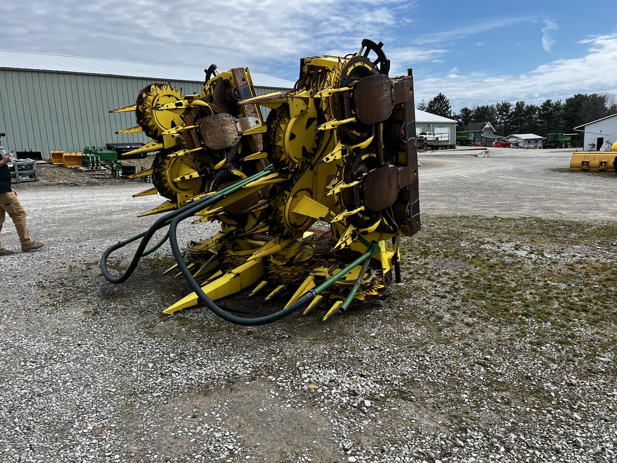 2014 John Deere 692 Image 3