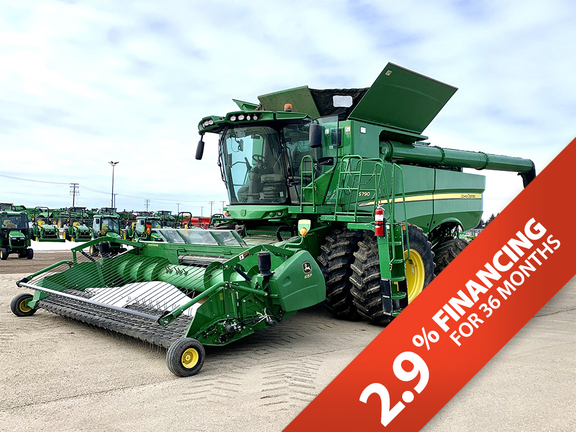Photo of a 2018 John Deere S790