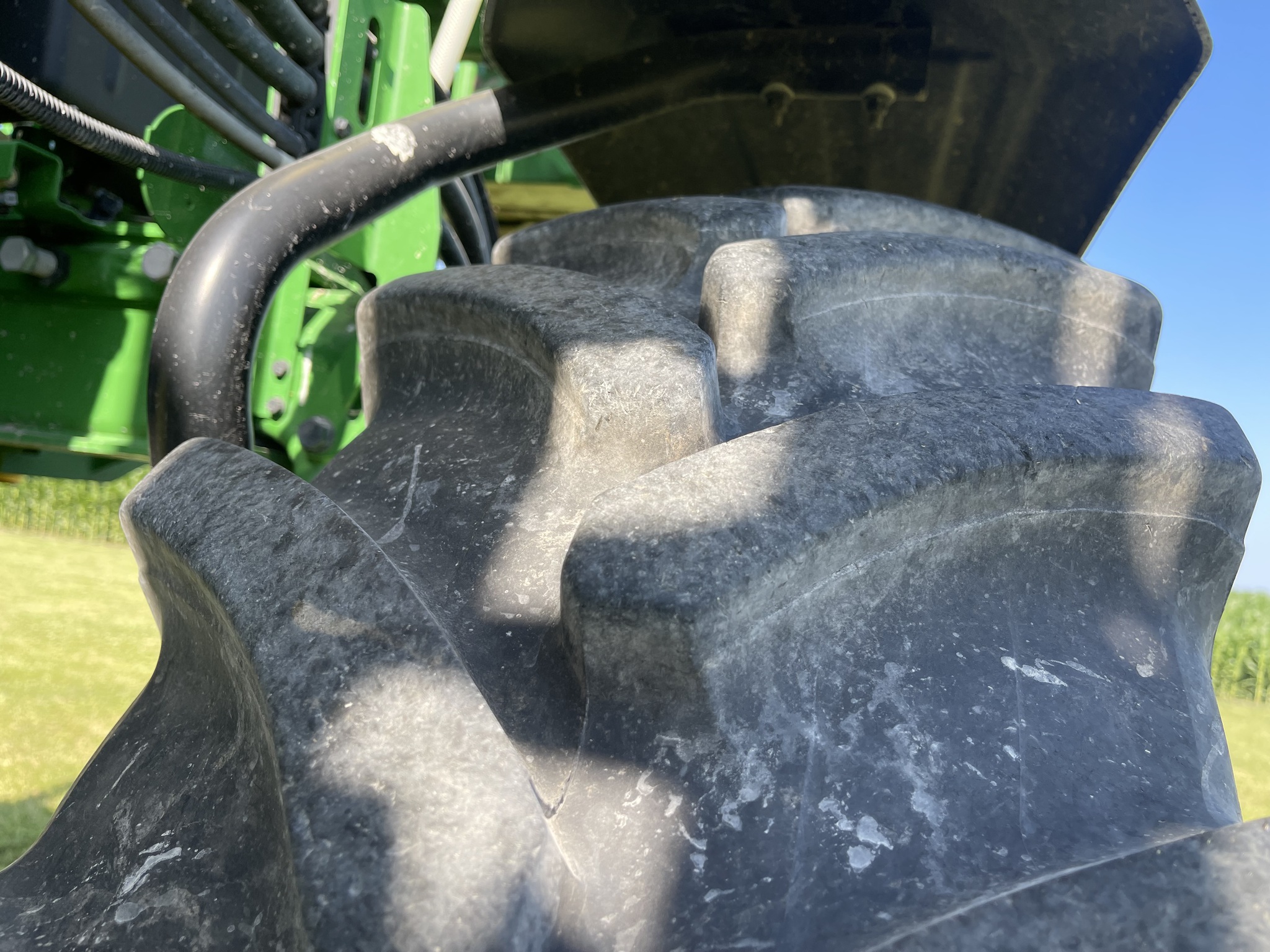  2022 John Deere 410R at Heritage Tractor in Quincy, IL