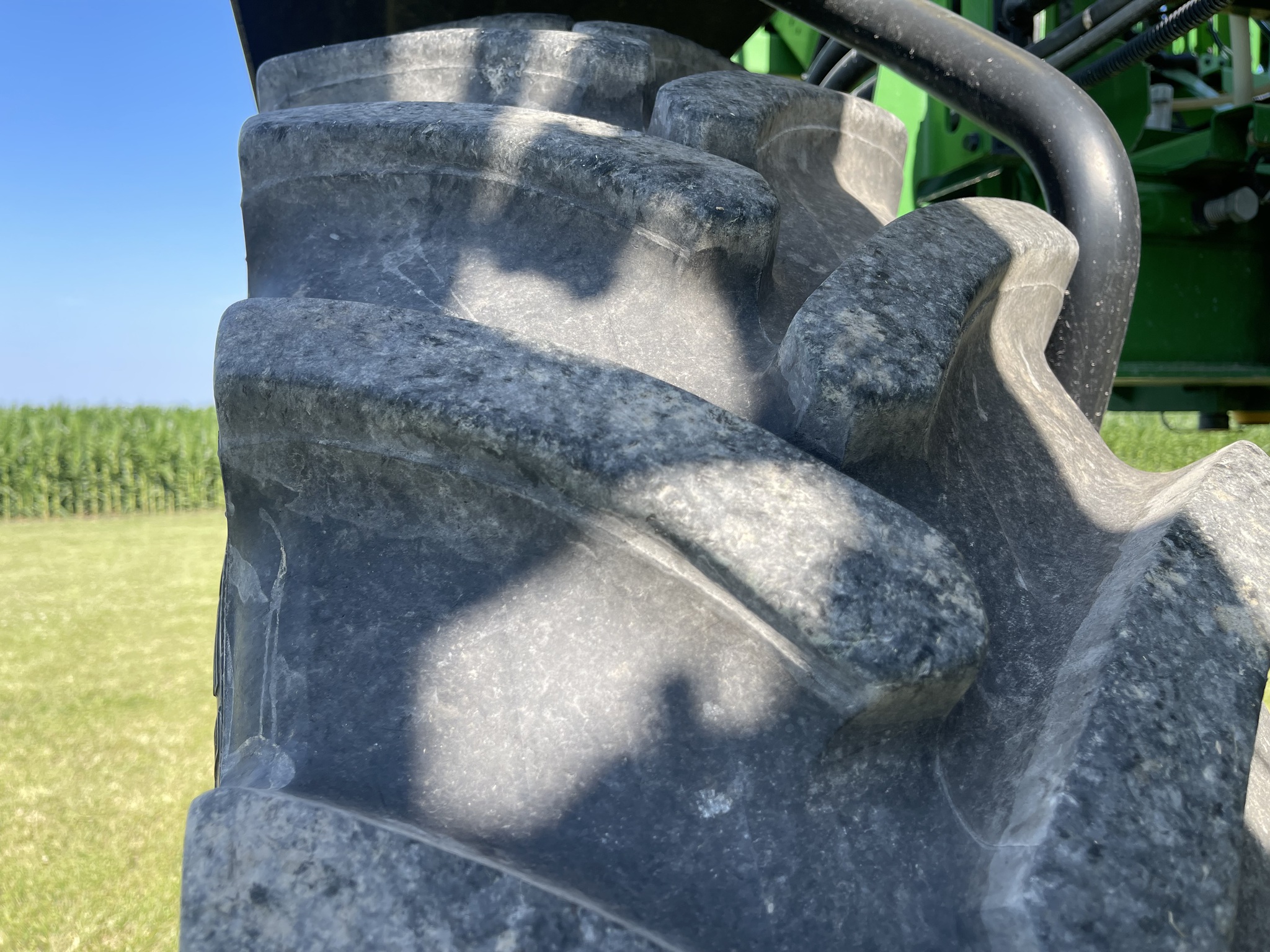  2022 John Deere 410R at Heritage Tractor in Quincy, IL