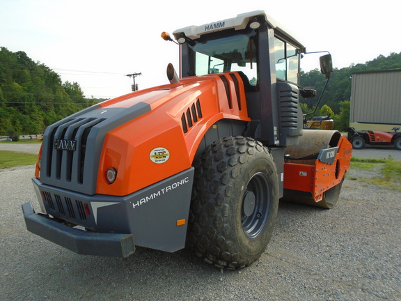 2023 Hamm HC120I