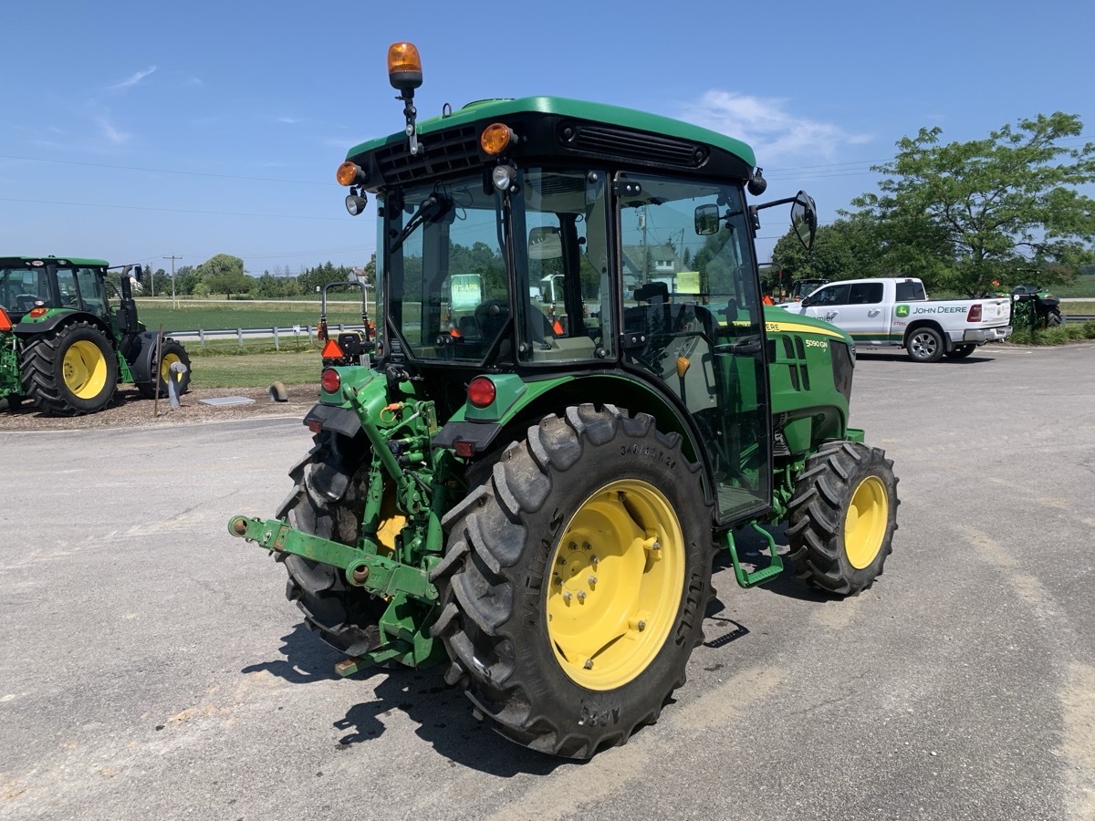 2018 John Deere 5090GN Image 6