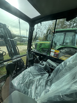 2022 John Deere 35G Photo 6