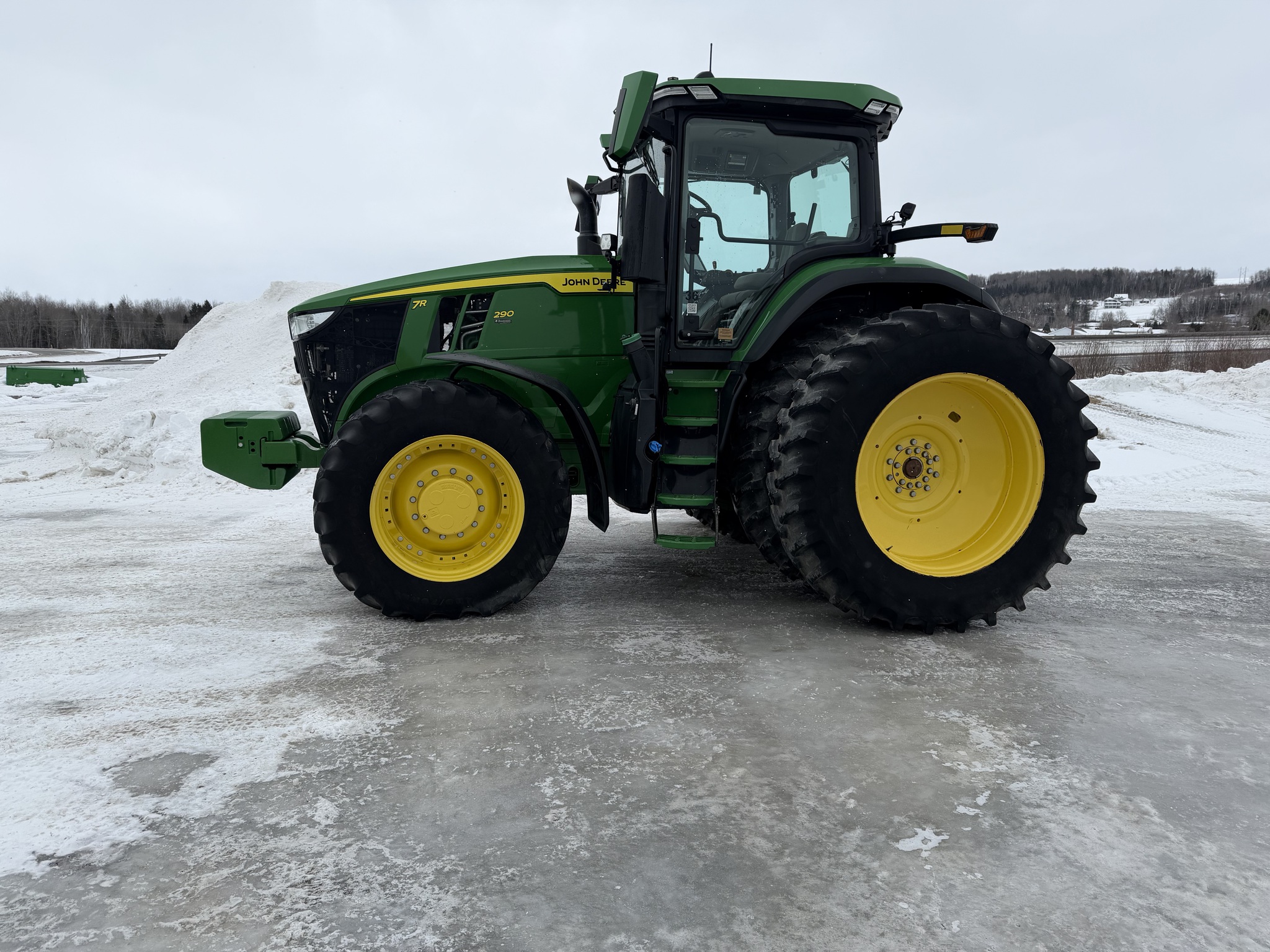 2023 John Deere 7R 290 Image 2