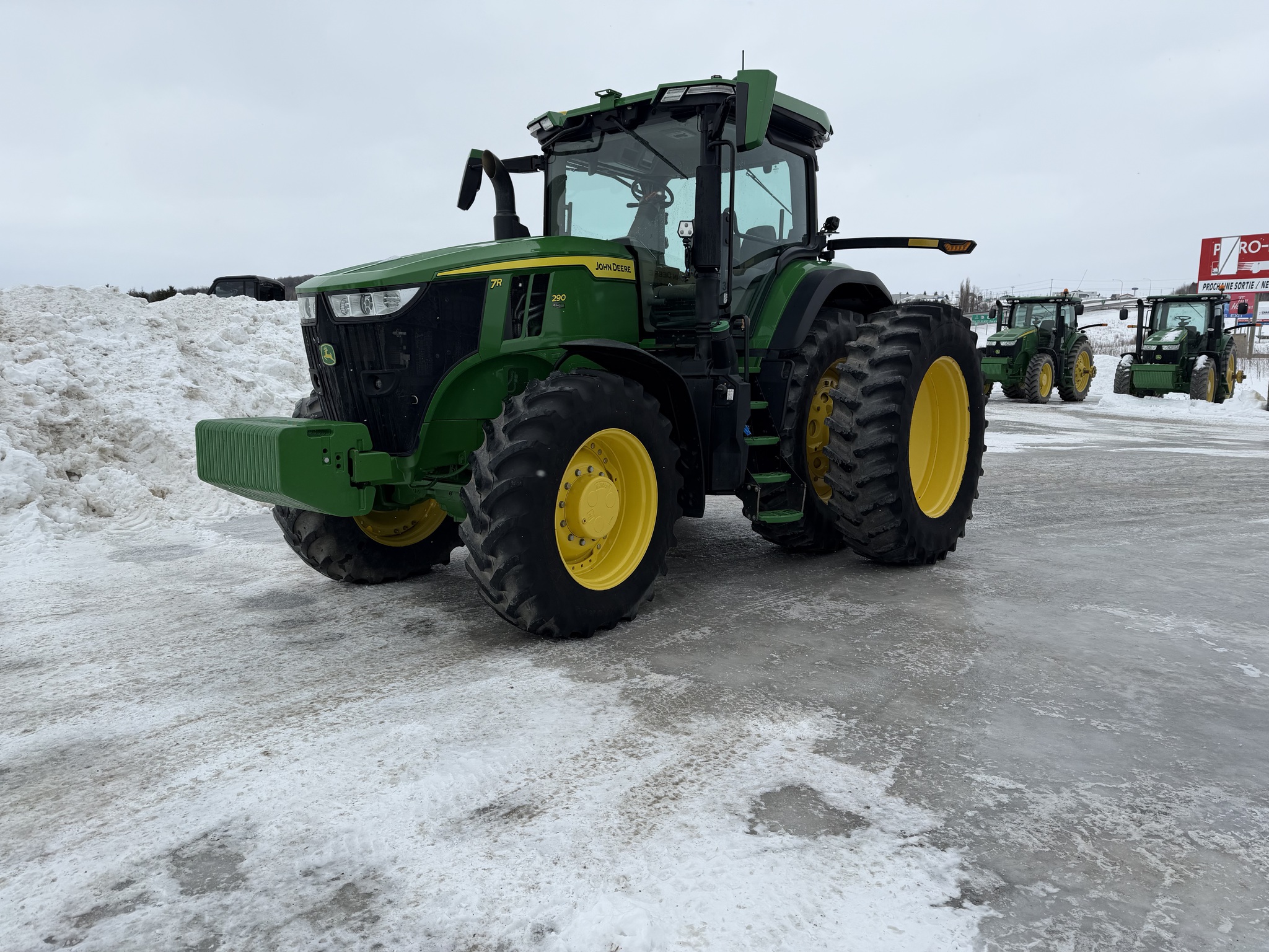 2023 John Deere 7R 290 Image 1