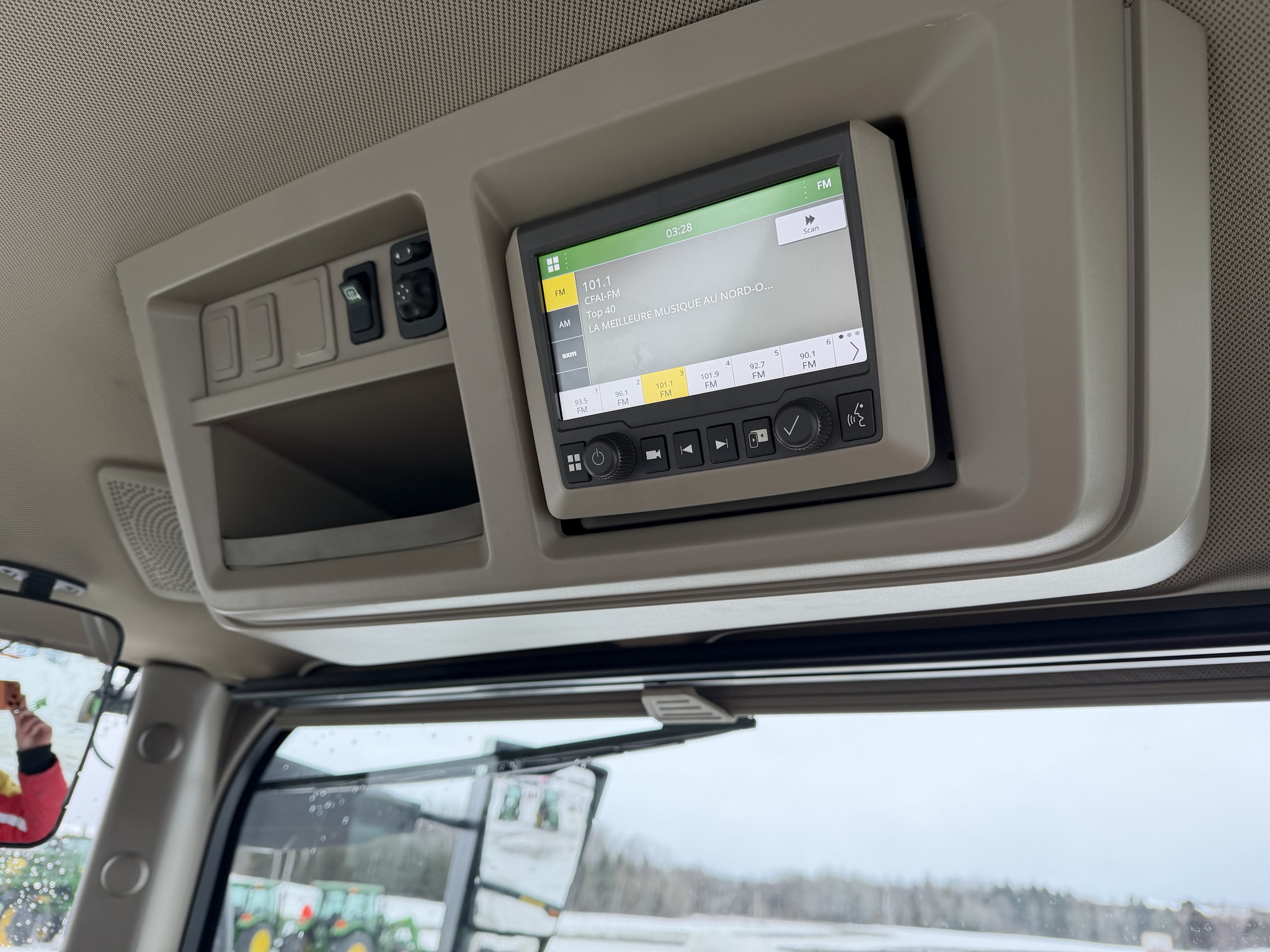 2023 John Deere 7R 290 Image 13