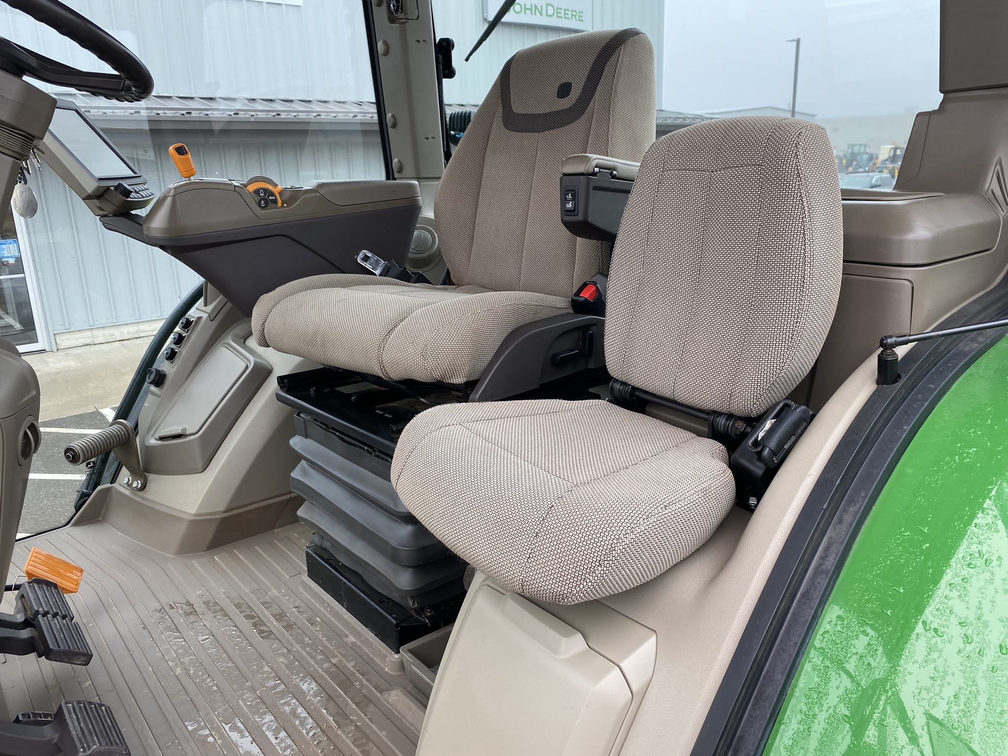 2023 John Deere 7R 290 Image 11